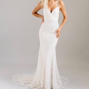 Laudae Wedding Dress